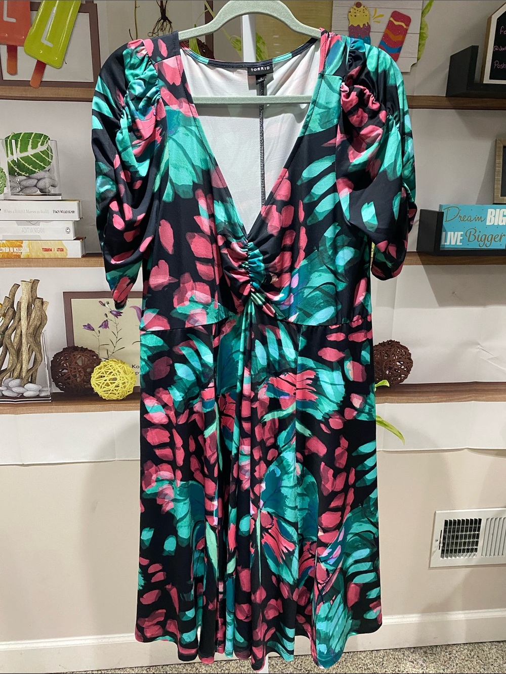 torrid Black Midi Dress with Green & Pink. Size 1. Ptp is 20 but does stretch.